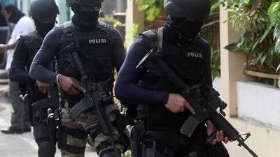 Kisah Seorang Teroris Sembunyi2 Di Polsek, Kok Bisa?