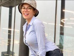 Nikita Mirzani Sentil Bos MS Glow, Crazy Rizh Emang Pantas ?