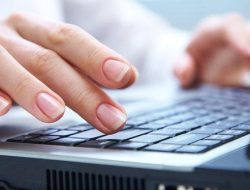 Mau Laptop Kamu Awet ? Simak Tips nya !